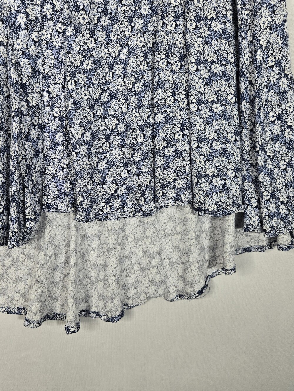 Rachel Zoe Blue White Floral Maxi Skirt Smocked Waist Hi Low Hem Size XS - Picture 9 of 15